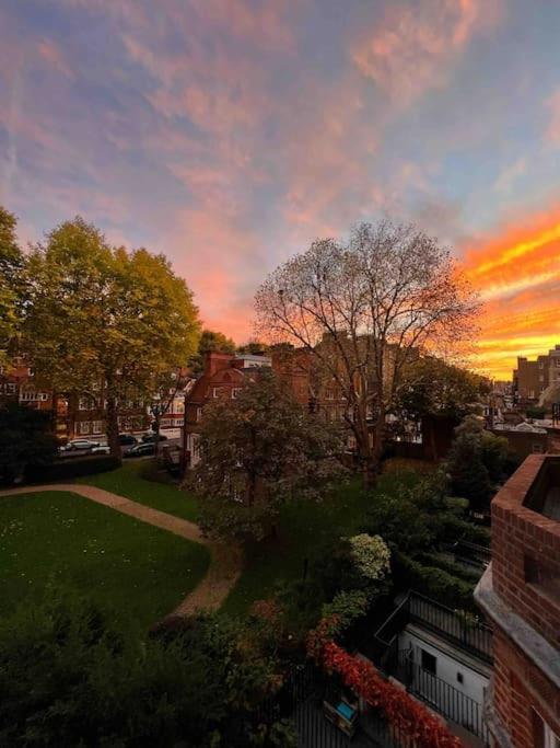 Apartament Luxury 2-bedroom In Prime South Kensington Londra