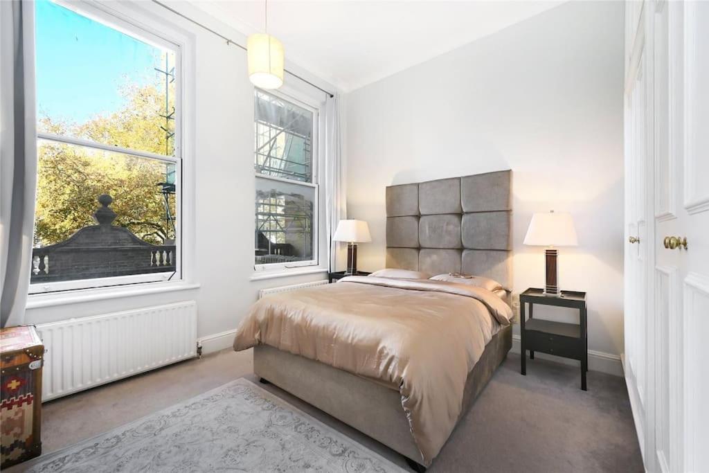 Luxury 2-bedroom In Prime South Kensington Londra